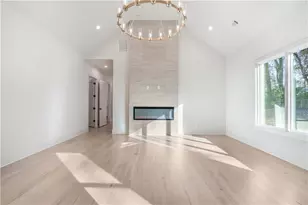 238 Brooke Dr, Alpharetta, GA 30009 - Photo 16