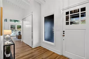 550 Forest Hills Dr, Atlanta, GA 30342 - Photo 8