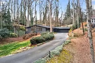 550 Forest Hills Dr, Atlanta, GA 30342 - Photo 2