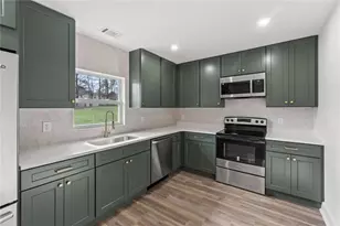 870 Ashley Ct, Monroe, GA 30655 - Photo 12