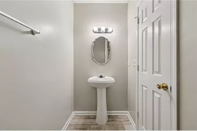 122 Nowell Street, Monroe, GA 30655 - Photo 8