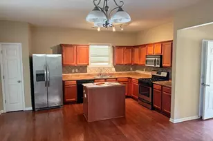 4290 Bridgeton Ct, Suwanee, GA 30024 - Photo 2