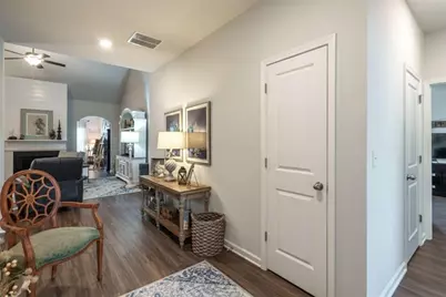 900 Park Place Street, Social Circle, GA 30025 - Photo 8