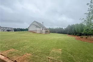 2113 Stonegate Way, Monroe, GA 30656 - Photo 2