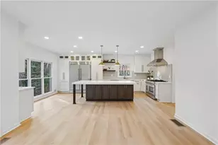 110 Vistacrest Way, Roswell, GA 30075 - Photo 18