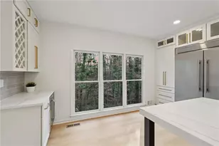 110 Vistacrest Way, Roswell, GA 30075 - Photo 14