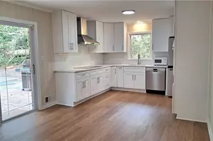 1176 Converse Dr NE, Atlanta, GA 30324 - Photo 6