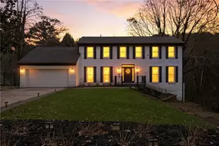 79 Pheasant Dr SE, Marietta, GA 30067 - Photo 2