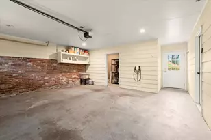 5650 Colton Dr, Sandy Springs, GA 30342 - Photo 42