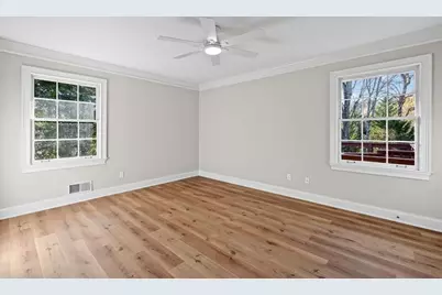 2667 Fontainebleau Drive, Dunwoody, GA 30360 - Photo 24