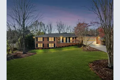 2667 Fontainebleau Drive, Dunwoody, GA 30360 - Photo 1