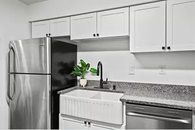 5490 Chemin De Vie, Atlanta, GA 30342 - Photo 10