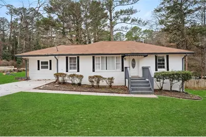 1621 N Columbia Place N, Decatur, GA 30032 - Photo 1