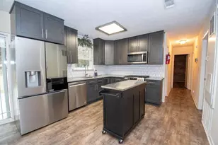 6200 Fieldcrest Dr, Morrow, GA 30260 - Photo 8