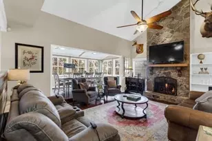 1833 Tree Top Ct, Marietta, GA 30062 - Photo 6