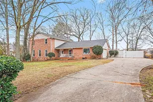 2571 Highland Golf Course Dr, Conyers, GA 30013 - Photo 2