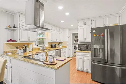 2571 Highland Golf Course Dr, Conyers, GA 30013 - Photo 6