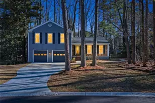 4295 Shawn Ct, Peachtree Corners, GA 30092 - Photo 6