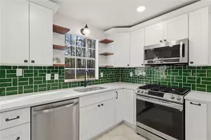 4295 Shawn Ct, Peachtree Corners, GA 30092 - Photo 2