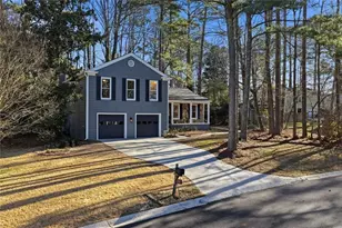 4295 Shawn Ct, Peachtree Corners, GA 30092 - Photo 8