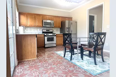 8965 Friarbridge Drive, Suwanee, GA 30024 - Photo 6