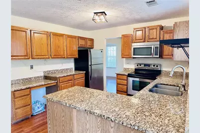 1140 Taylor Oaks Drive, Roswell, GA 30076 - Photo 4