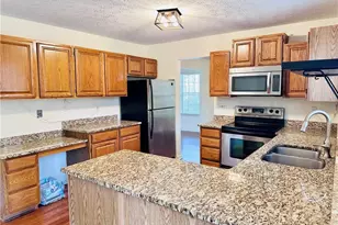 1140 Taylor Oaks Dr, Roswell, GA 30076 - Photo 4