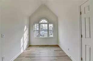 4625 Morning Crest Dr, Lilburn, GA 30047 - Photo 32