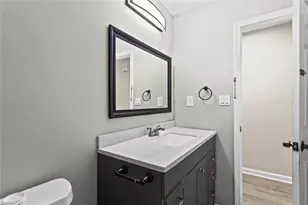 658 Hunt Station Dr, Lawrenceville, GA 30044 - Photo 10