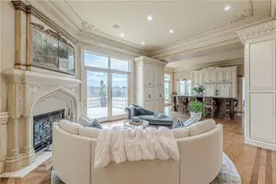 8330 Jett Ferry Rd, Sandy Springs, GA 30350 - Photo 18