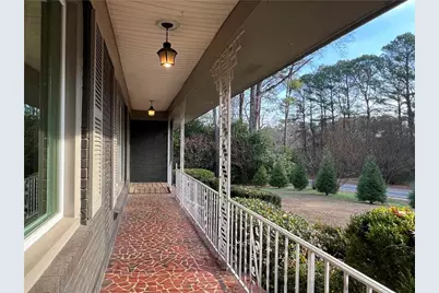 3158 Shabromat Way, Atlanta, GA 30341 - Photo 4