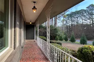 3158 Shabromat Way, Atlanta, GA 30341 - Photo 4