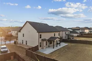 2724 Oak Grove Rd, Loganville, GA 30052 - Photo 2