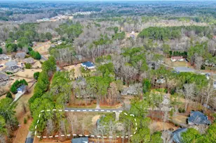 6070 Lively Ct, Cumming, GA 30040 - Photo 106