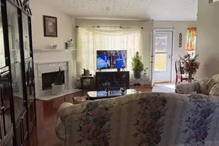 6003 Hillvale Ct, Lithonia, GA 30058 - Photo 2