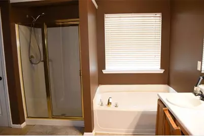 355 Magnolia Walk Lane, Atlanta, GA 30349 - Photo 16