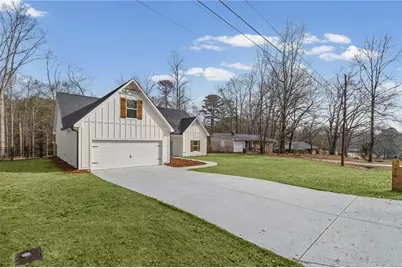 1816 Oak Spring Street, Statham, GA 30666 - Photo 2