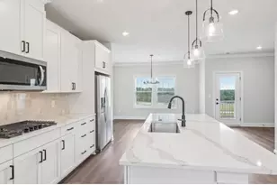 6390 Pinin Pl, Cumming, GA 30041 - Photo 4