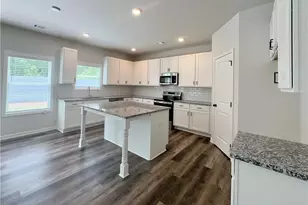 2226 Sun Valley Ct, Buford, GA 30519 - Photo 10