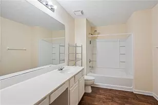 529 Lantern Wood Dr, Scottdale, GA 30079 - Photo 18