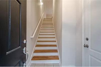 1949 Sterling Oaks Circle NE #13, Atlanta, GA 30319 - Photo 2