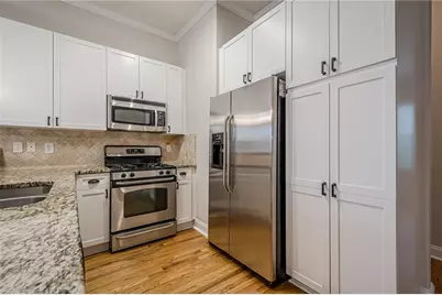 1949 Sterling Oaks Circle NE #13, Atlanta, GA 30319 - Photo 4