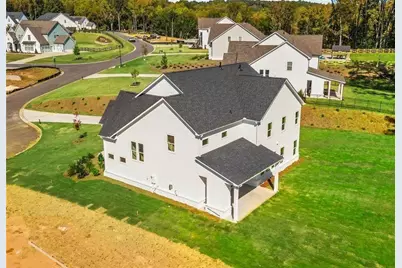 8415 Beryl Overlook, Gainesville, GA 30506 - Photo 2
