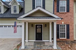 955 Pointers Way, Lawrenceville, GA 30043 - Photo 2