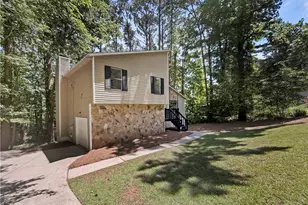 3924 Chimney Ridge Ct, Ellenwood, GA 30294 - Photo 2