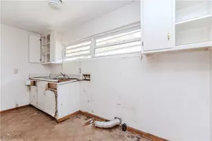 2720 New MacLand Rd, Powder Springs, GA 30127 - Photo 12