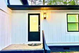 5390 Rockbridge Rd, Stone Mountain, GA 30088 - Photo 4