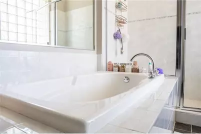 3820 Roswell Road NE #408, Atlanta, GA 30342 - Photo 14