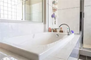 3820 Roswell Rd NE, Atlanta, GA 30342 - Photo 18