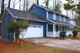 932 Granite Springs Ln, Stone Mountain, GA 30083 - Photo 2